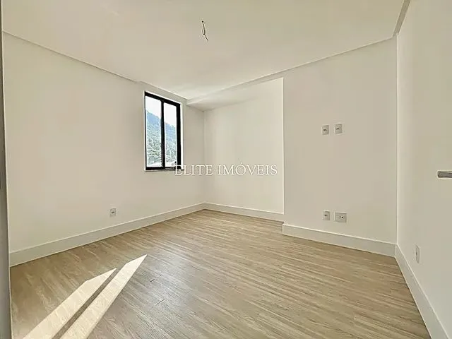 Imagem 9: Ref.: 4014 - Apartamento 4 Quartos e 2 Suítes