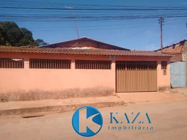 Imagem 14: Casa Vazada com 02 Quartos, Quintal Cimentado, e Poço Artesiano, em Rua Pública
