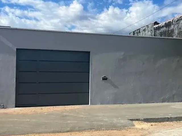 Imagem: Oportunidade)Casa 2 Quartos Lote Grande