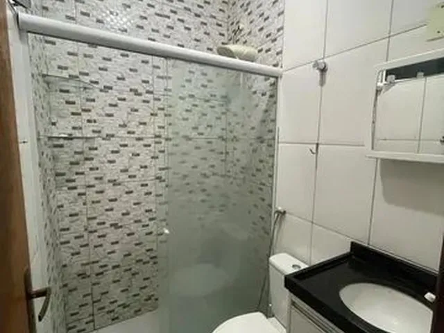 Imagem 2: Casa com 3 Quartos Sendo 1 Suite, Bem Dividida