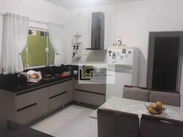 Imagem: Casa com 2 Dormitórios À Venda, 125 M²
