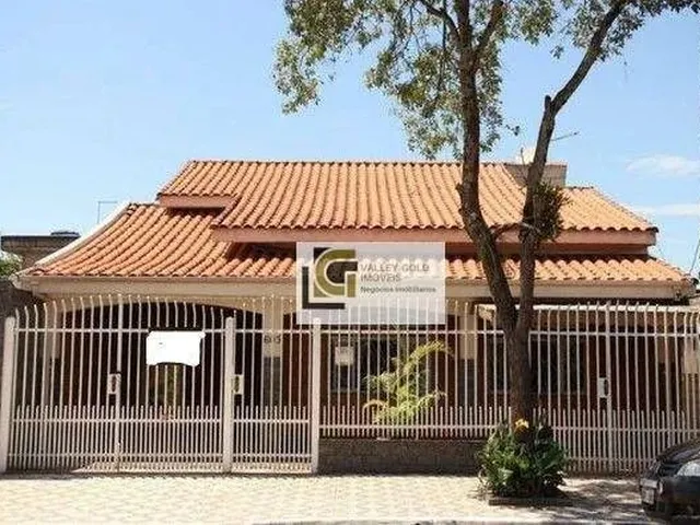 Imagem: Casa com 4 Dormitórios À Venda, 190 M²
