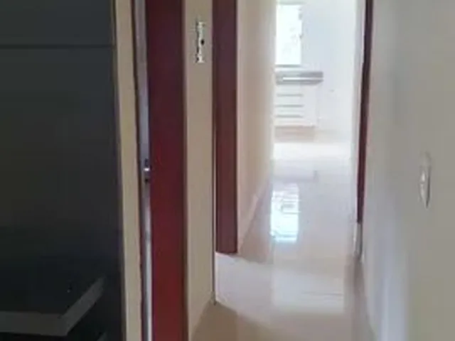 Imagem 4: Bela Casa com Ótimo Acabamento, 3 Quartos e Varanda Gourmet Ótima - Conj. Dona Iris II