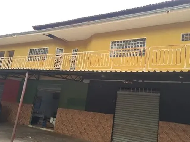 Imagem: Sobrado para Venda com 200000 Metros Quadrados