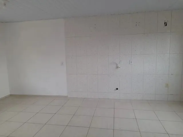 Imagem: Alugo Sobrado no Guanabara