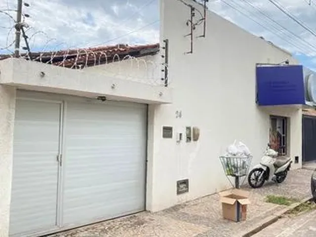 Imagem: Casa para Aluguel, 4 Quartos, 1 Suíte