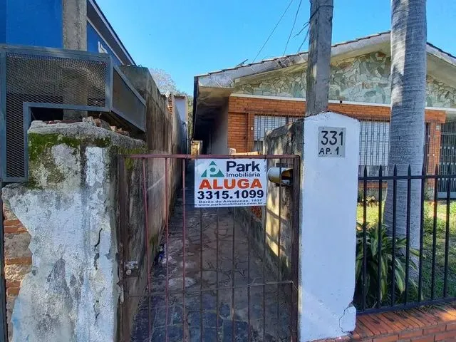 Imagem 1: Porto Alegre - Casa Padrão - Partenon