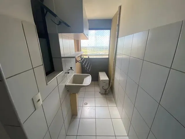 Imagem 7: Apartamento para Aluguel Possui 57 Metros Quadrados com 2 Quartos em Pitimbu - Natal - Rn