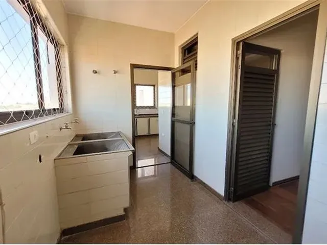 Imagem 14: Apto com 4 Dormitórios no Edifício Morro Grande no Bairro Alto