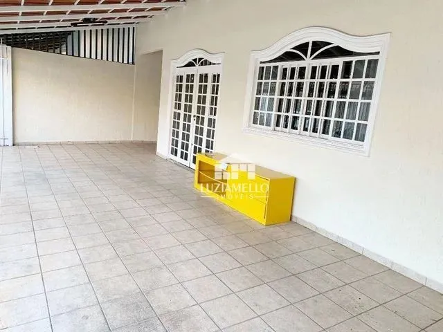 Imagem: Oportunidade! Casa de 03 Quarto para Locação