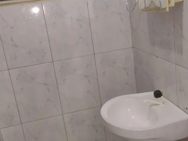 Imagem 4: Alugo Kitnet para Casal Ou Solteiro Sem Filhos