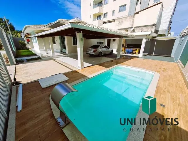 Imagem: Maravilhosa Casa com 04 Quartos, Piscina