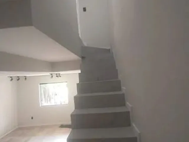 Imagem 6: Alugo Duplex 2 Suítes 1° Locação