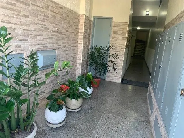 Imagem 4: 1400,00 Apto 2 Quartos de Frente, com Ármarios, Nascente