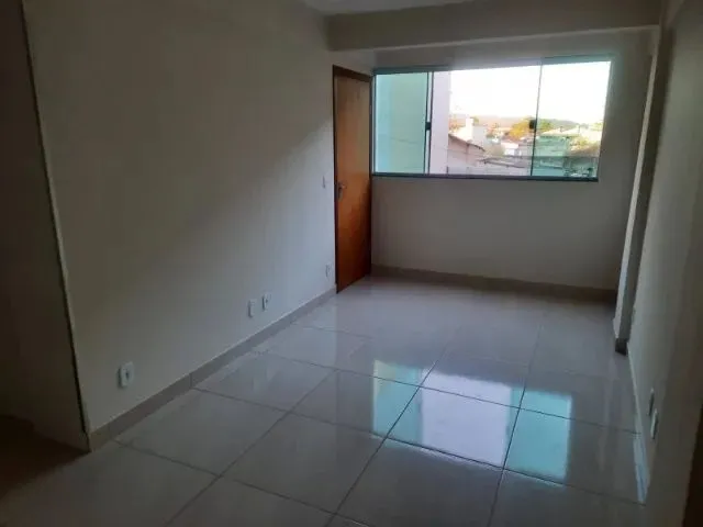 Imagem: Alugo Apartamento de 2 Quartos C/ Garagem