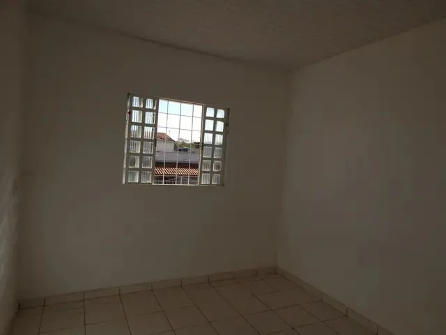 Imagem 2: Casa - 03 Quartos Qnl 05 - Taguatinga Norte