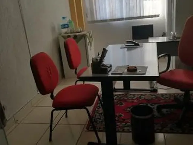 Imagem 6: Alugo/Sala Quarto com aluguel por R$650 /mês