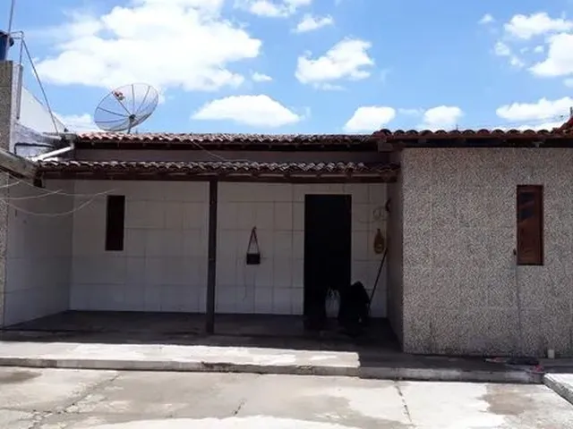 Imagem: Casa com 2 Quarto Impecavel Berimbau