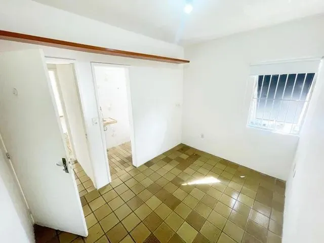 Imagem 3: Apartamento para Locação em Recife, Torre, 3 Dormitórios, 2 Suítes, 3 Banheiros, 1