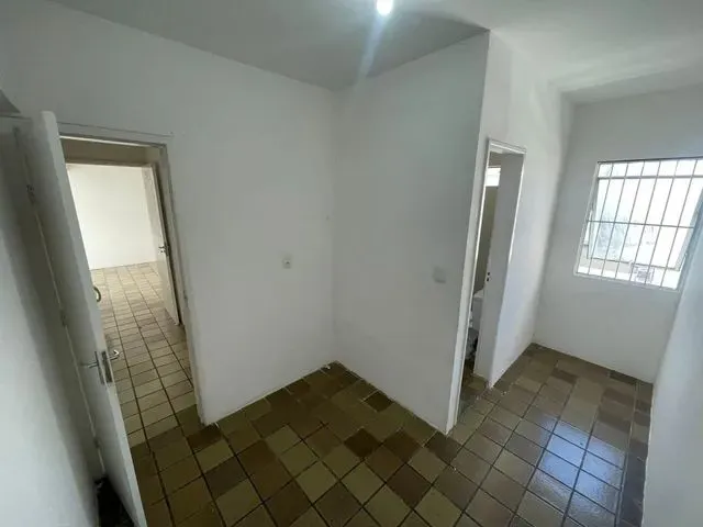 Imagem 14: Apartamento para Locação em Recife, Torre, 3 Dormitórios, 2 Suítes, 3 Banheiros, 1