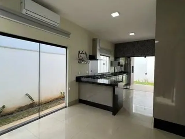 Imagem 3: Casa de Condomínio Térrea para Aluguel com 3 Suites