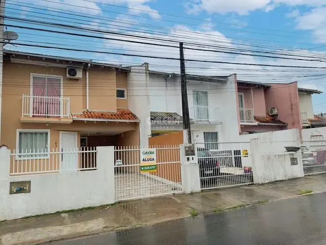 Imagem: Casa no Iririú com 3 Quartos para Locação
