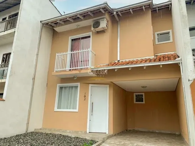 Imagem 10: Casa no Iririú com 3 Quartos para Locação, 98 M²