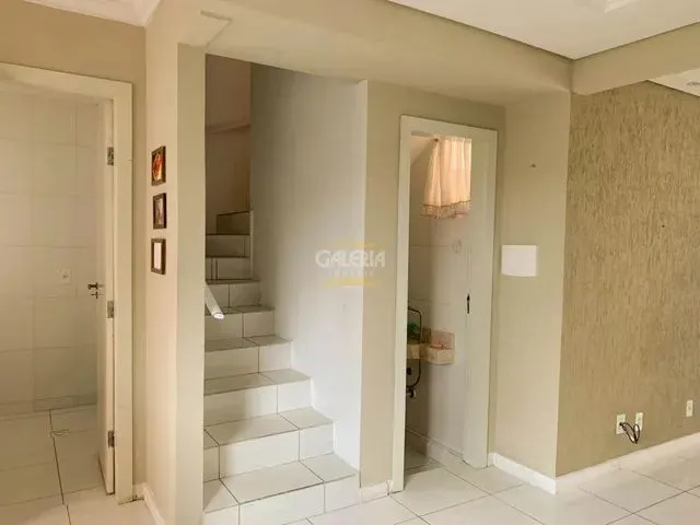 Imagem 2: Casa no Iririú com 3 Quartos para Locação, 98 M²