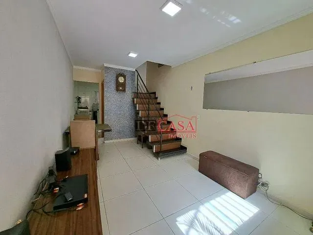 Imagem: Sobrado com 2 Dormitórios À Venda, 70