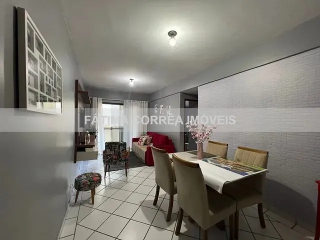 Imagem: O apartamento possui 2 Dormitórios, 1 Banheiro, 1 Vaga na