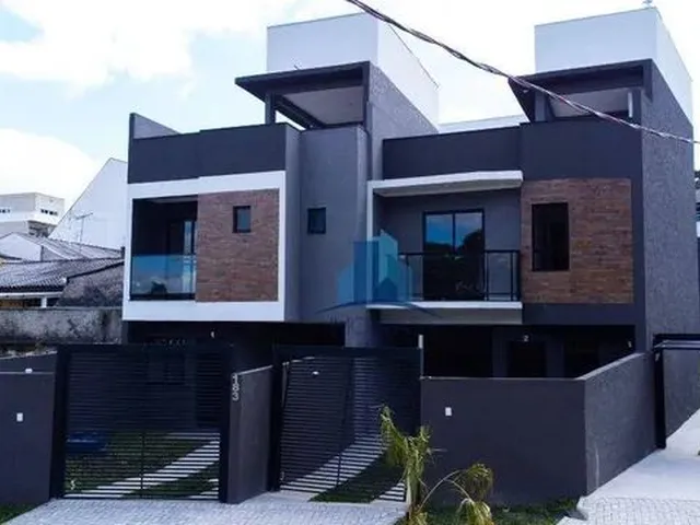 Imagem 1: Sobrado com 3 Dormitórios À Venda, 160 M² por R$ 699.000,00 - Uberaba - Curitiba/Pr