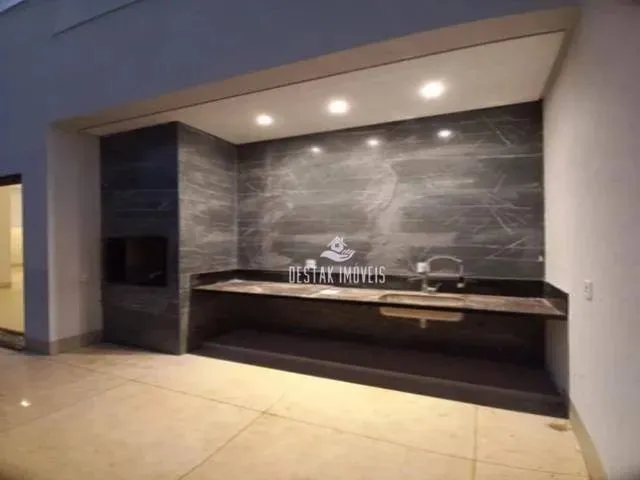 Imagem: Casa com 3 Dormitórios À Venda, 197 M²