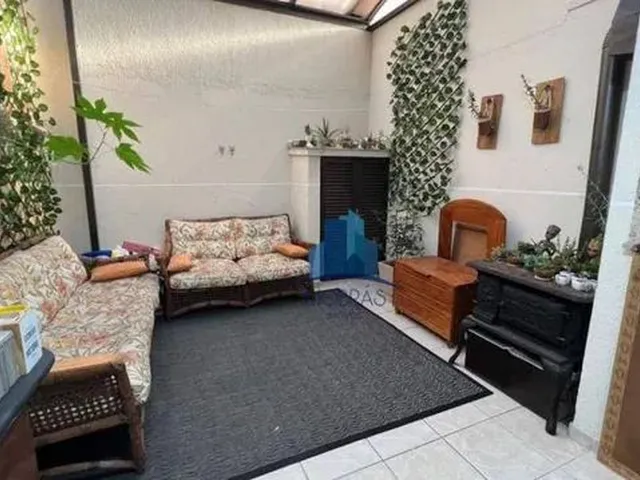 Imagem 2: Sobrado com 3 Dormitórios À Venda, 138 M² por R$ 610.000,00 - Guaíra - Curitiba/Pr