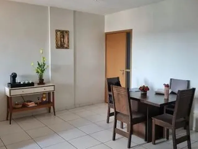 Imagem: Apartamento para Venda com com 3 Quartos