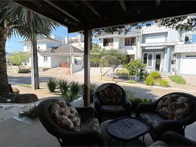 Imagem 9: Casa Triplex Mobiliado com Elevador Panorâmico no Bairro Igara em Canoas