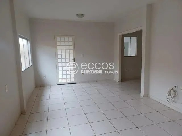 Imagem: Casa À Venda, 3 Quartos, 1 Vaga, Guarani