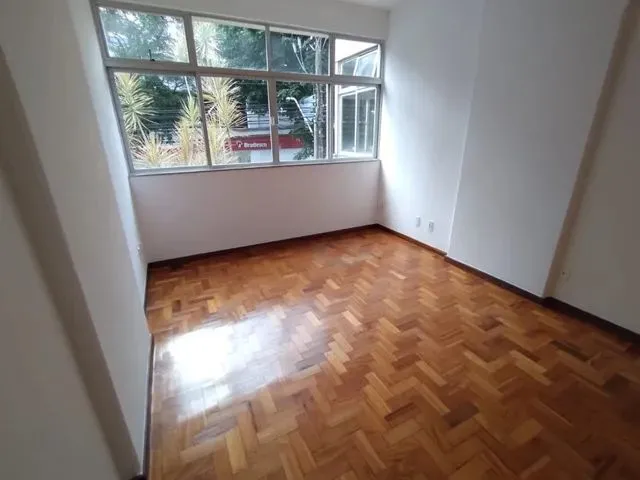 Imagem 2: Apartamento para Aluguel Tem 116 Metros Quadrados com 3 Quartos em Graça - Salvador