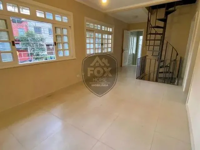 Imagem 8: Excelente Casa com Localização Privilegiada no Batel