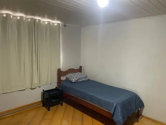 Imagem: Aluga-Se Quarto
