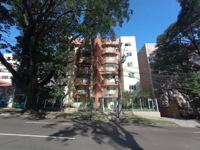 Imagem 12: Apartamento com 2 Quartos para Alugar por R$ 1650.00, 67.46 M2 - Merces - Curitiba/Pr