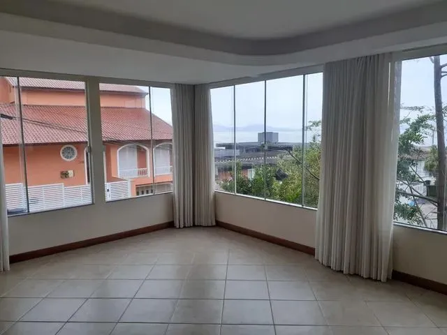 Imagem 14: Casa com 3 Suítes e 1 Dormitórios para Locação, 233M², Itaguaçu - Florianópolis/Sc