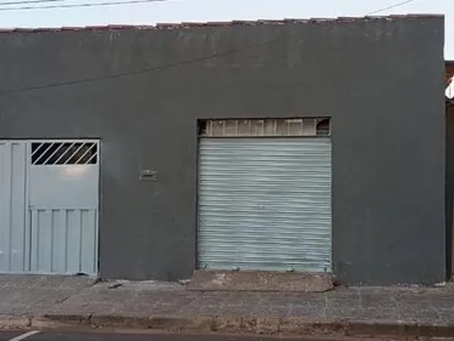 Imagem 4: Casa com Comércio Local Privilegiado