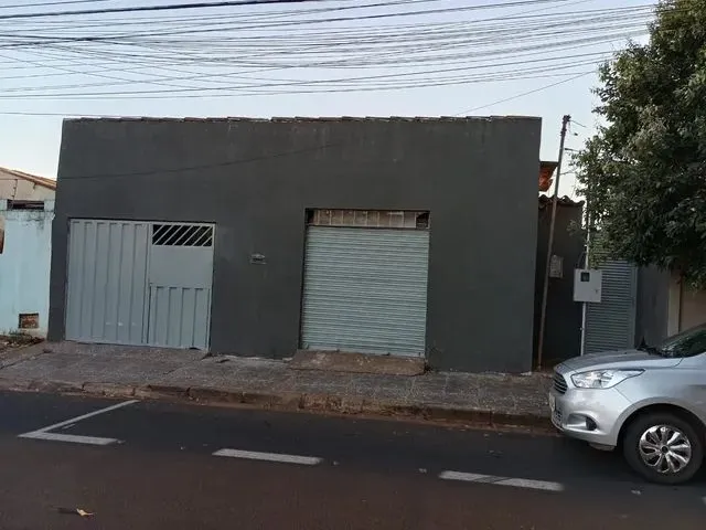 Imagem 7: Casa com Comércio Local Privilegiado