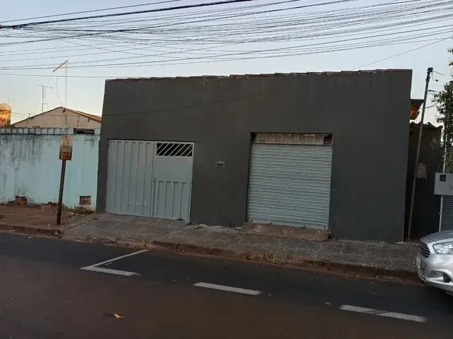 Imagem 8: Casa com Comércio Local Privilegiado