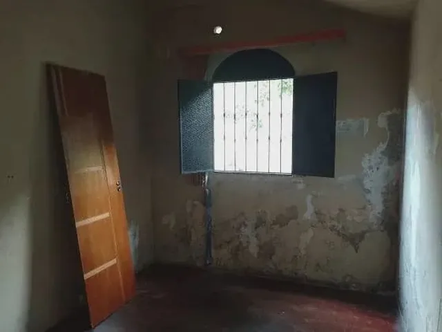 Imagem 9: Alugo Casa no Conj. Galileia/Bairro Nova Cidade/02 Quartos/Murada/Excelente Localização