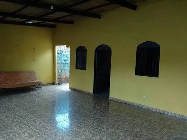 Imagem 3: Alugo Casa no Conj. Galileia/Bairro Nova Cidade/02 Quartos/Murada/Excelente Localização