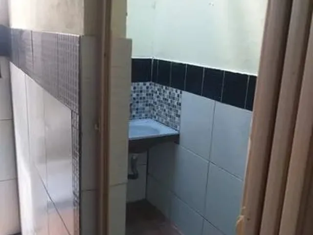 Imagem 8: Aluga-Se Bugio Quarto com aluguel por R$300 /mês