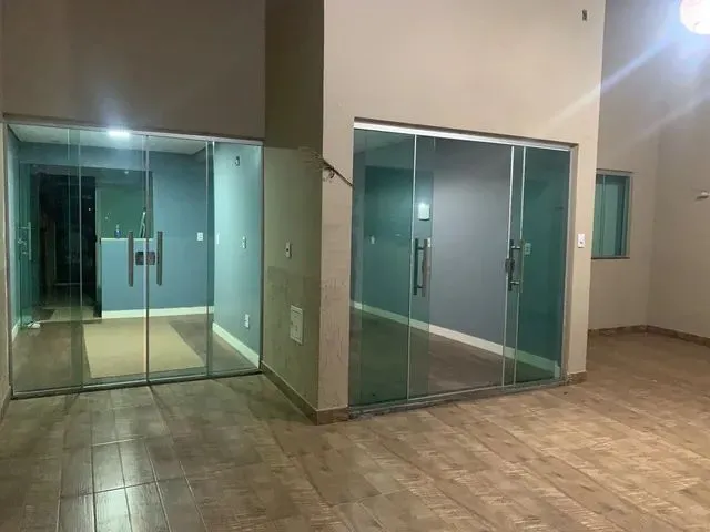 Imagem: Aluga-Se Casa 02 Qtos - Sala de Tv e Jantar