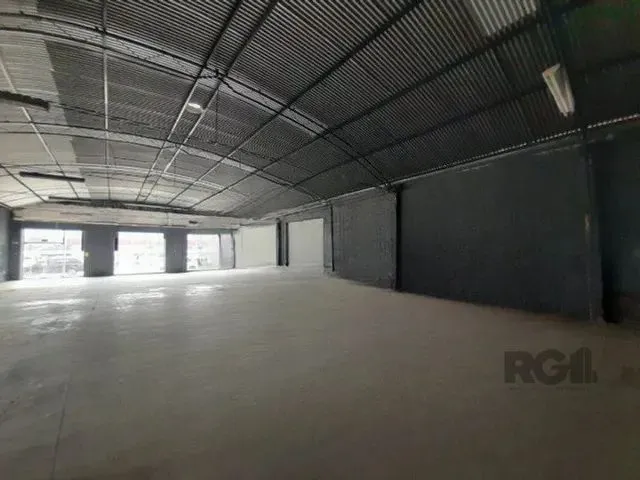 Imagem 15: Depósito/Pavilhão em Floresta