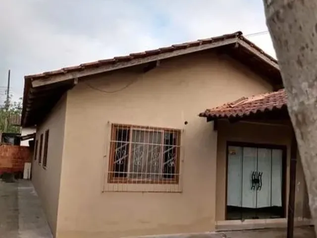Imagem: Vende Se Duas Casas!!! Uma na Frente e Outras